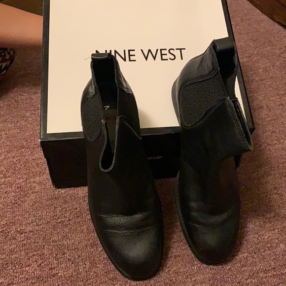 Boots - Picture 1 of 3